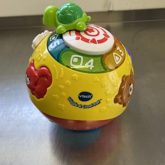 VTech Wiggle and Crawl Ball Toy - 80184900 - Picture 3 of 6